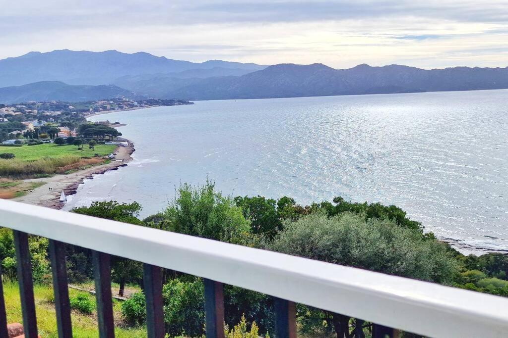 Appartement Sur La Baie De Saint Florent Патримонио Экстерьер фото